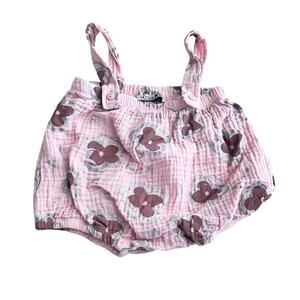 Little Paw girls muslin floral suspender bubble shorts size 12 months